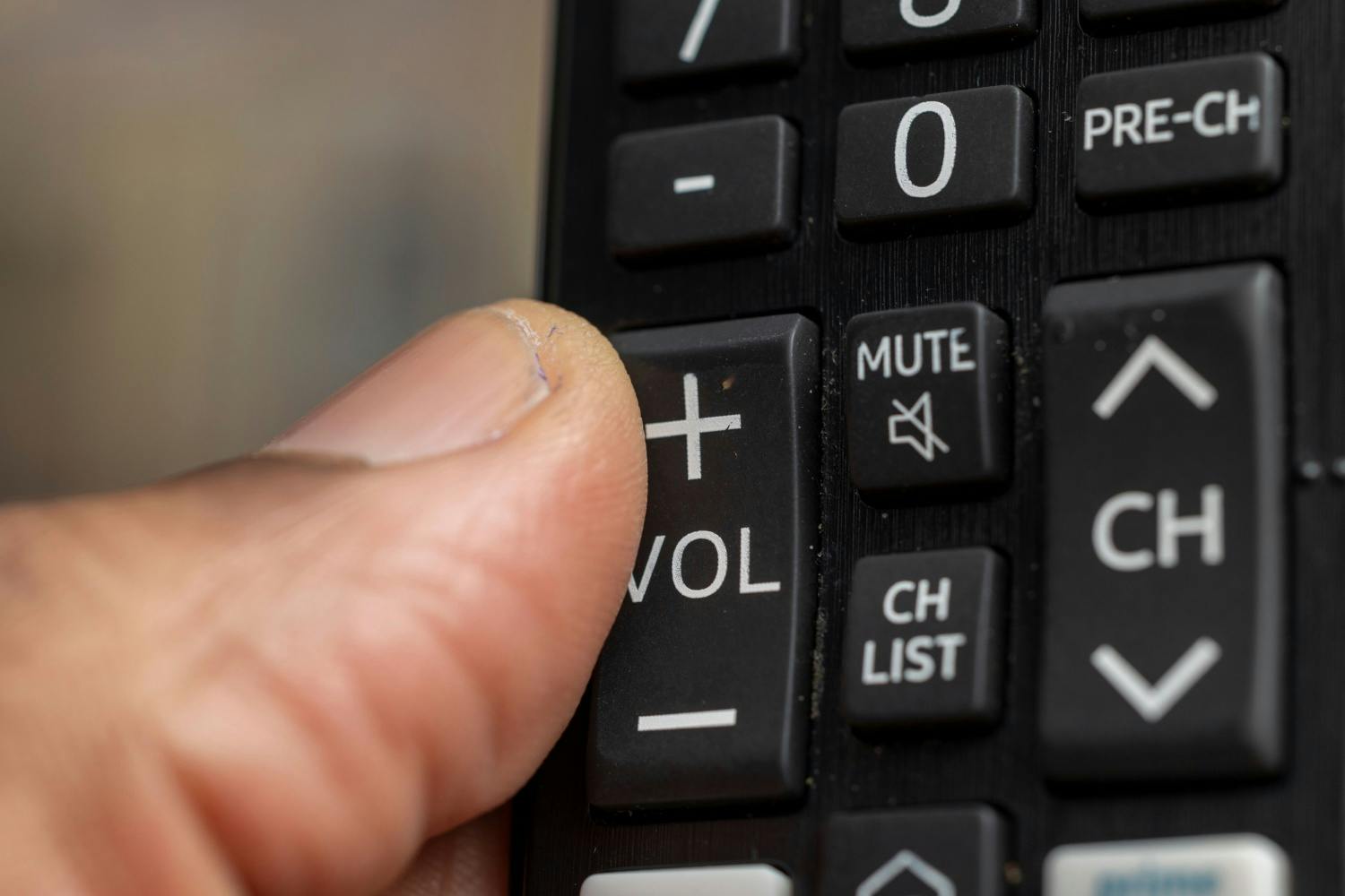 Selkeämpi ääni televisioon Selkeämpi ääni televisioon